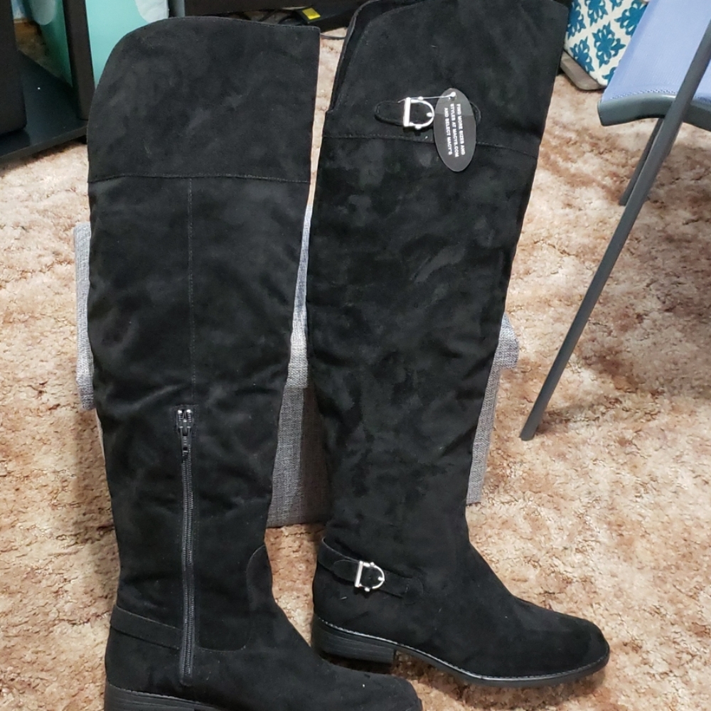 Over the knee black boot new 9.5